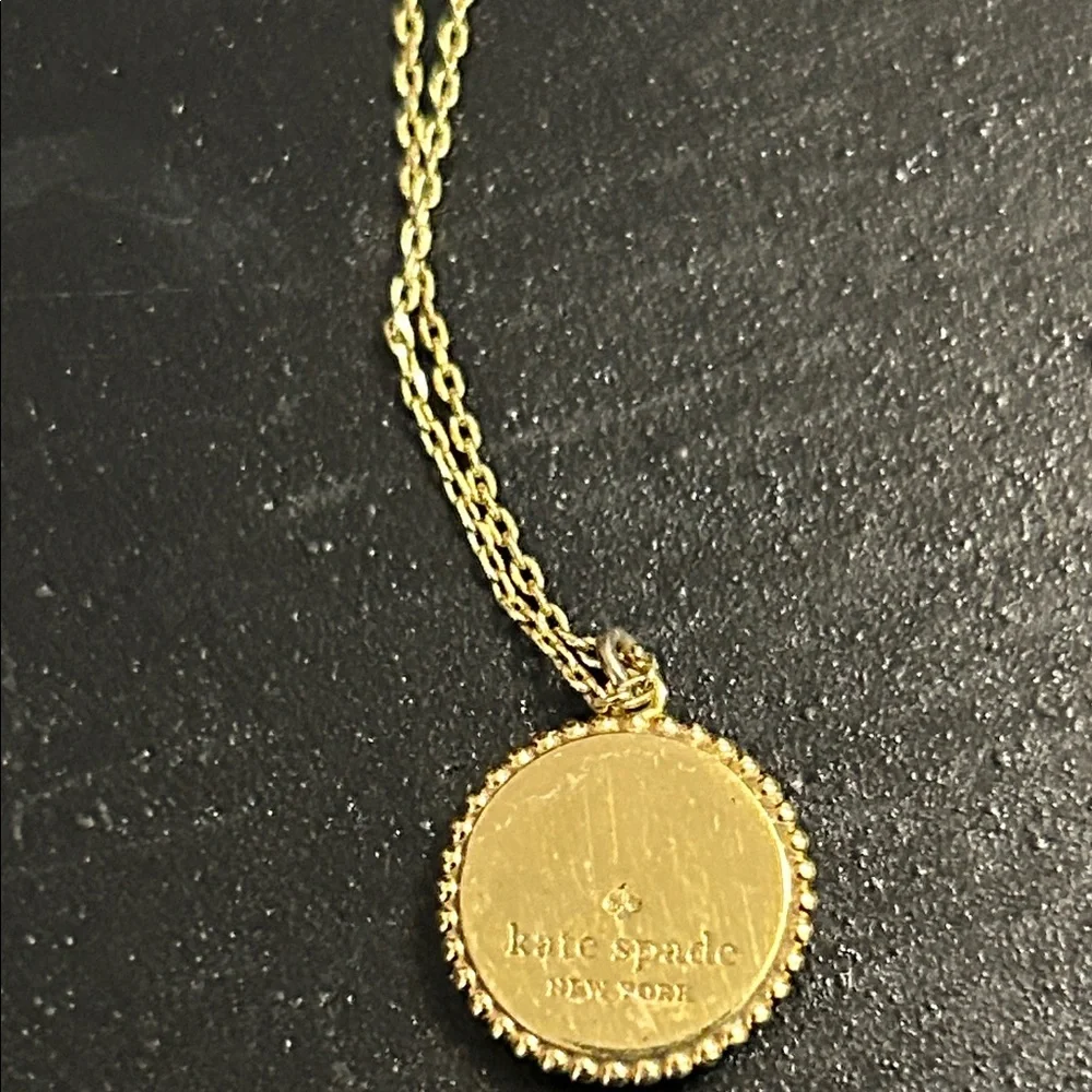 Kate Spade- ♠️ Elegant Gold Heart Pendant Necklace